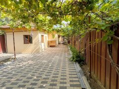 Sectorul 1 Casa 3 camere 2 min Metrou Laminorului Teren 241 mp Renovata complet